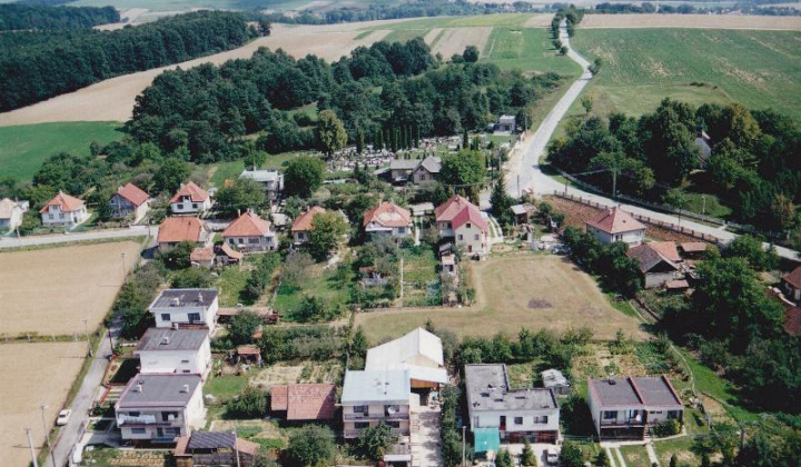 Letecke pohľady na obec